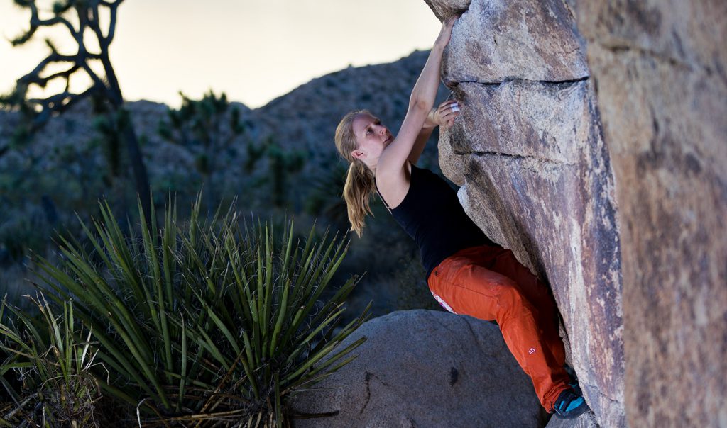 Stefanie Fischer Fernandez Boulder in Joshua Tree CA